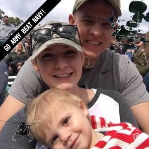 Meet your Posher, Lauren